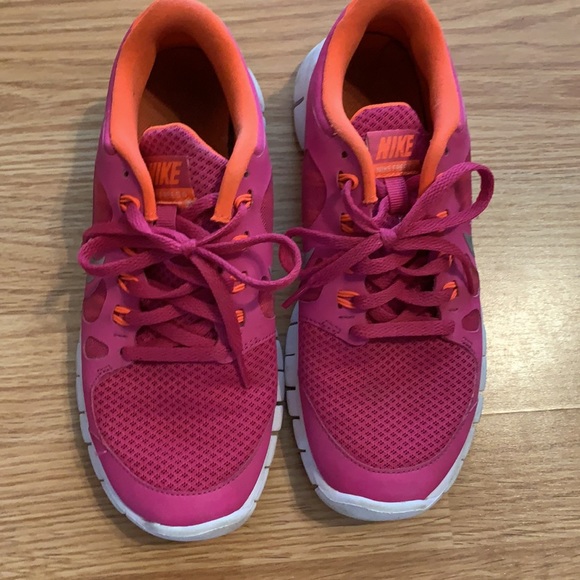 Good Condition Nike Free 5.0 Shoes - Picture 2 of 7